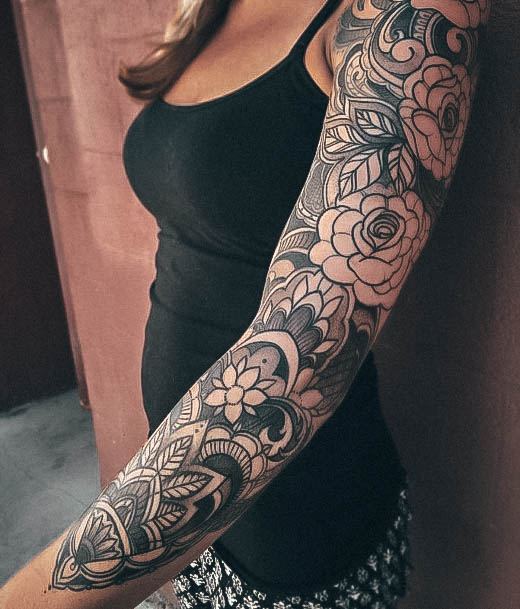 Lady With Elegant Beautiful Tattoo Body Art