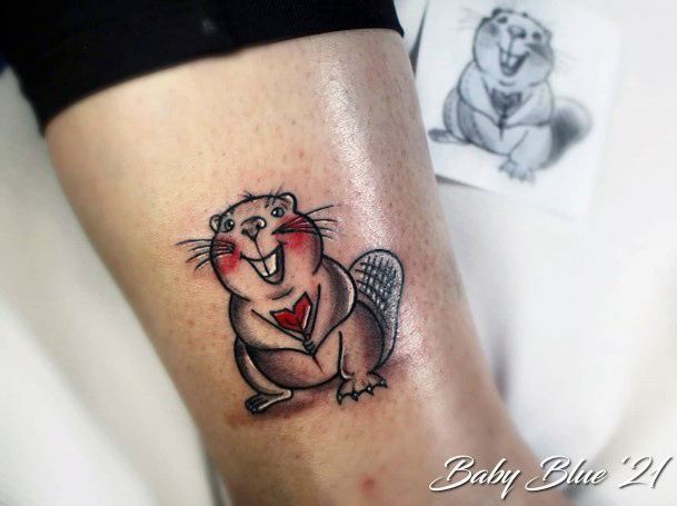 Lady With Elegant Beaver Tattoo Body Art