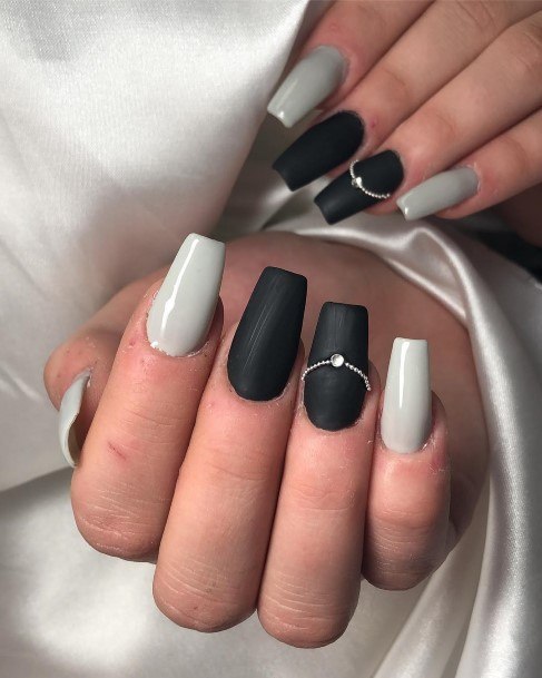 Lady With Elegant Black And Grey Nail Body Art