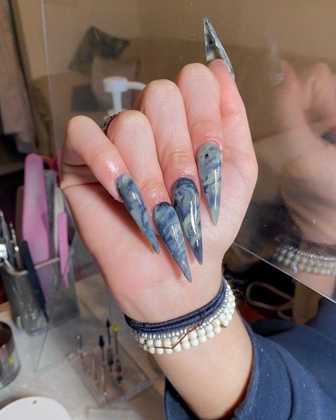 Lady With Elegant Black And White Marble Nail Body Art