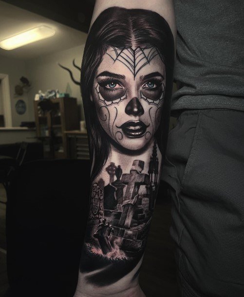 Lady With Elegant Day Of The Dead Tattoo Body Art