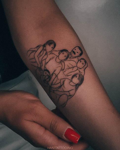 Lady With Elegant Family Tattoo Body Art