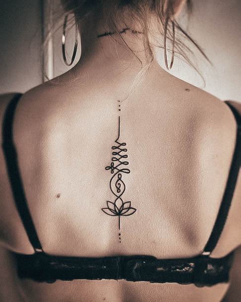 Lady With Elegant Fine Line Tattoo Body Art