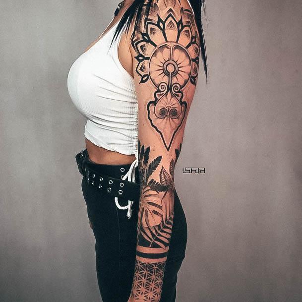 Lady With Elegant Full Sleeve Tattoo Body Art