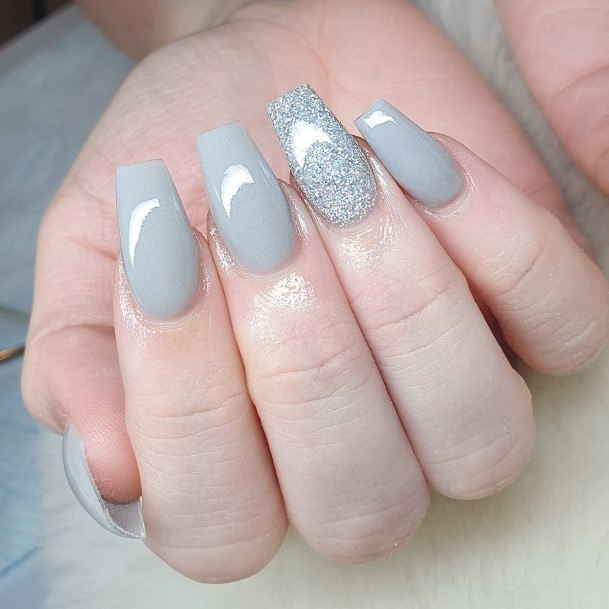 Lady With Elegant Grey With Glitter Nail Body Art