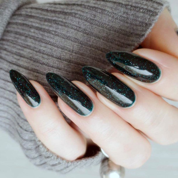 Lady With Elegant Hunter Green Nail Body Art