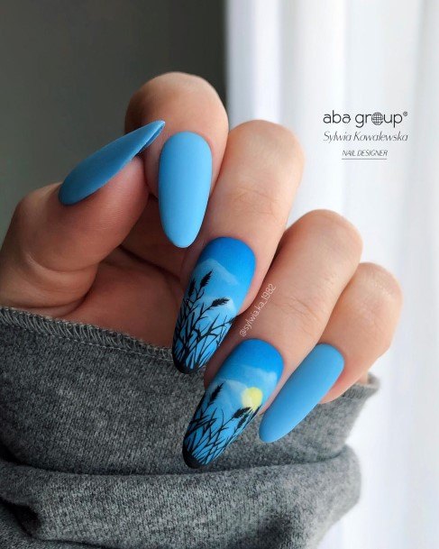 Lady With Elegant Landscape Nail Body Art