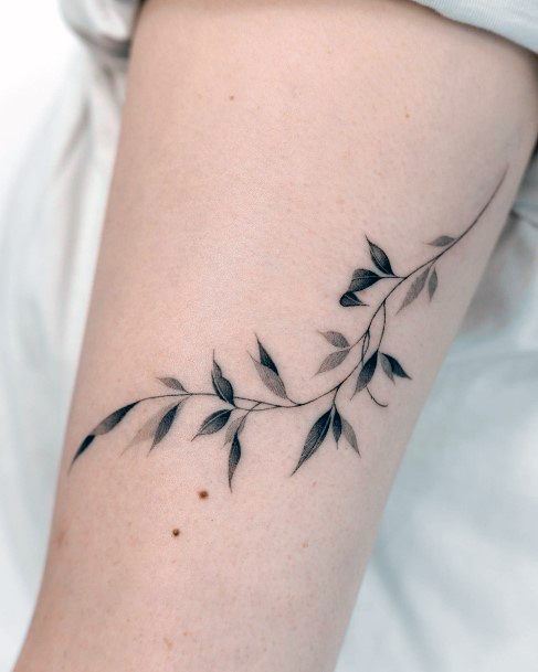 Lady With Elegant Leaf Tattoo Body Art
