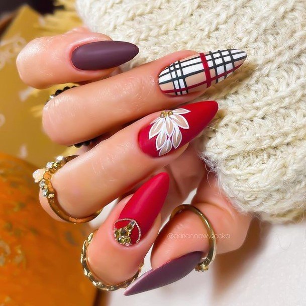 Lady With Elegant Red And Black Nail Body Art