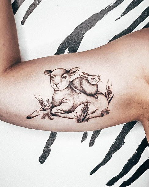 Lady With Elegant Sheep Tattoo Body Art