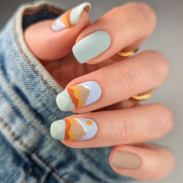 Lady With Elegant Summer Matte Nail Body Art