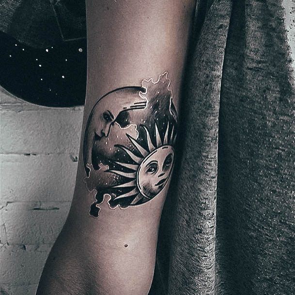 Lady With Elegant Sun And Moon Tattoo Body Art
