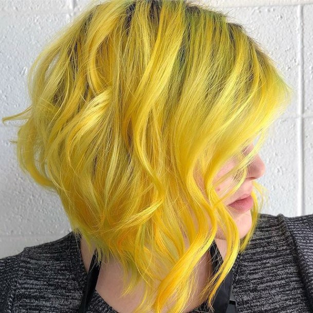 Lady With Elegant Yellow Ombre Hairstyles Body Art