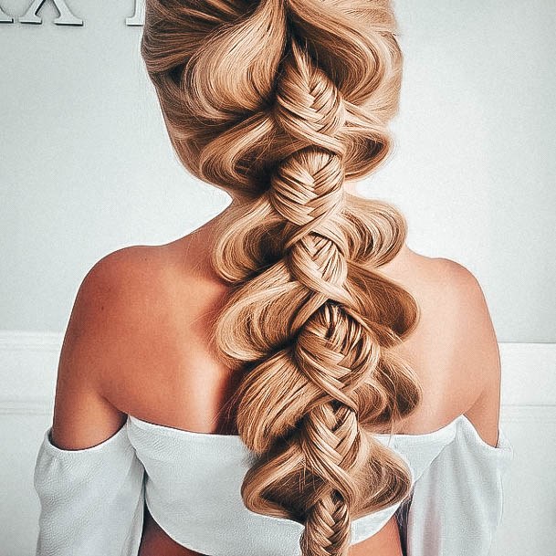 Latest Hairstyles Design Inspiration For Women