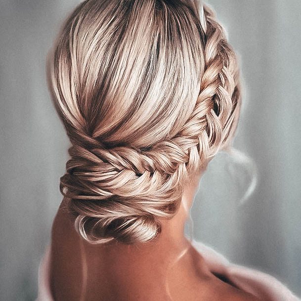 Latest Hairstyles For Ladies