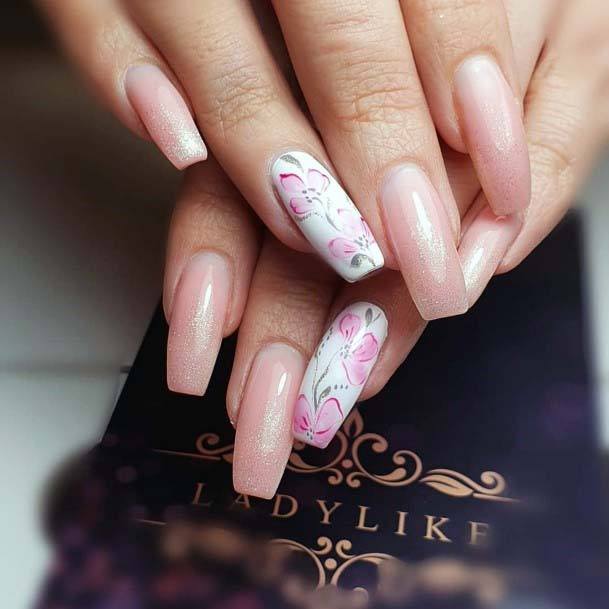 Lavendar Pretty Flower White Nails