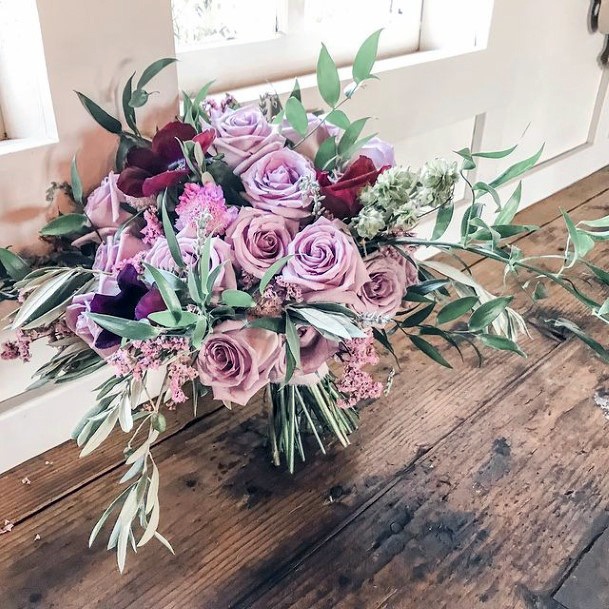 Lavender Roses Arrangement Wedding