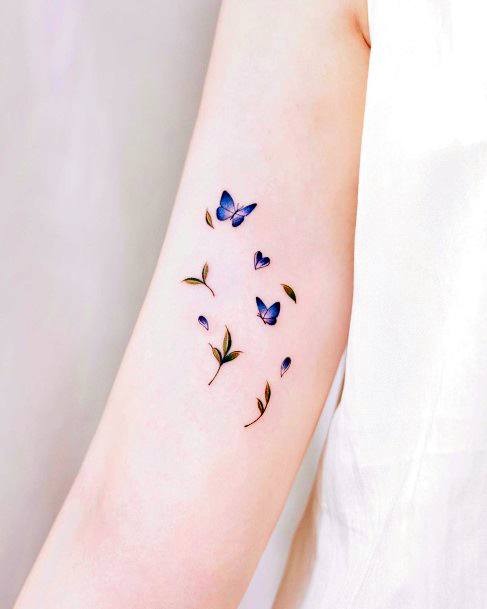 Leaf Tattoo For Ladies