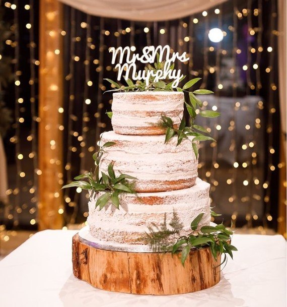 Leafy Log Country Wedding Cake
