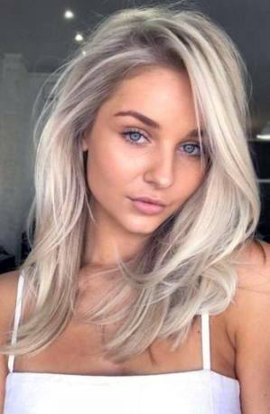 Light Ash Blonde Shoulder Length With Easy Wave Airy Hairstyles For Women