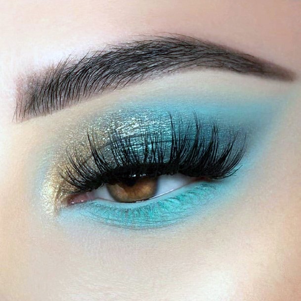 Light Blue Womens Eyeshadow Ideas