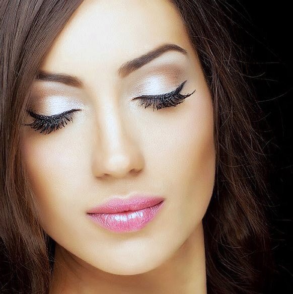 Light Flickering Eyeshadow Women