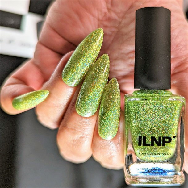 Light Green Nails Feminine Ideas