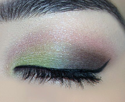 Light Green Toned Eyeshadow Women