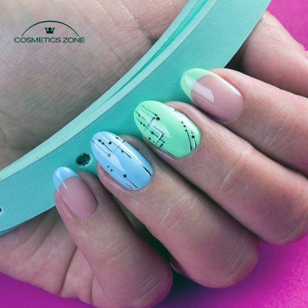 Light Greenic Womens Light Green Nail Designs