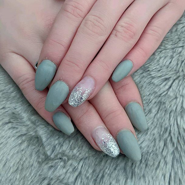 Light Grey Matte With Sparkles Nail Art Women