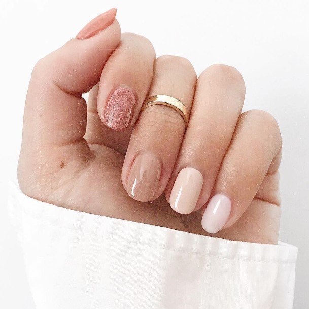 Light Nude Nails For Girls