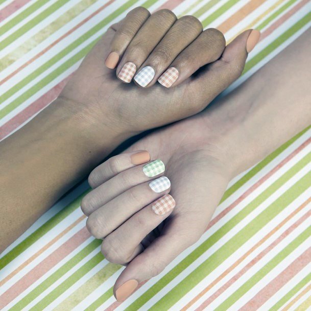 Light Pastel Window Checkered Nails Women