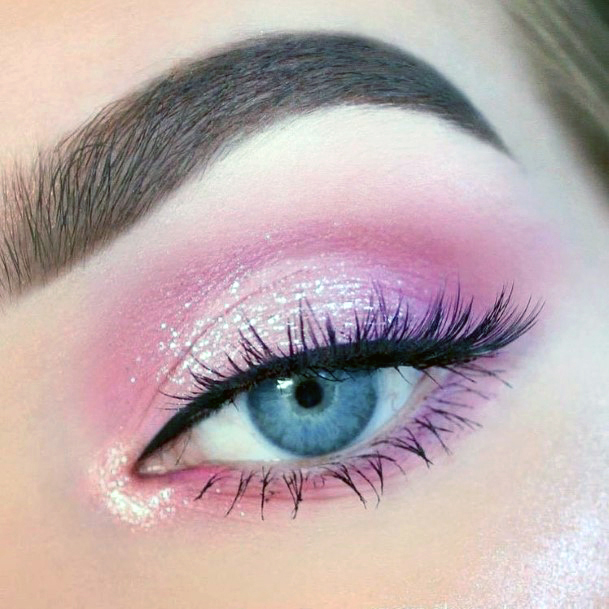 Light Pink Cool Eyeshadow Ideas Women