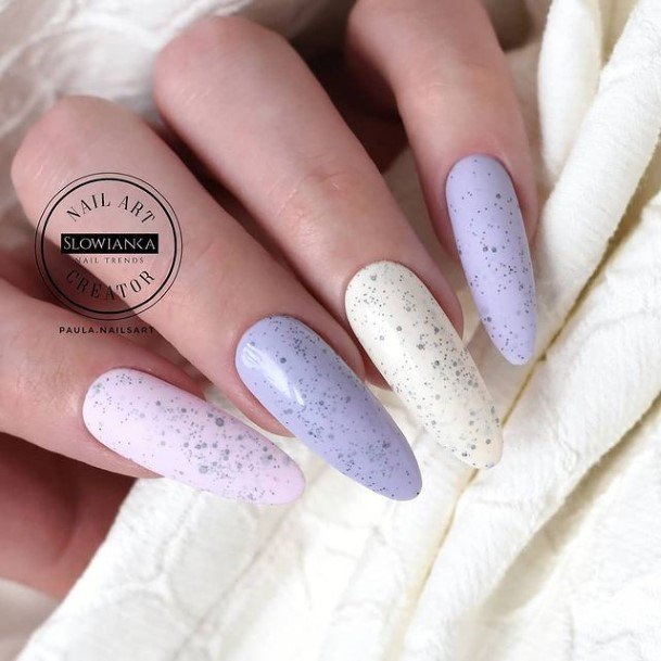 Light Purple Pale Nail Designs For Women