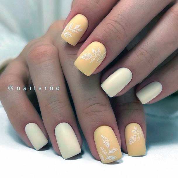 Light Yellow Womens Feminine Light Yellow Nails