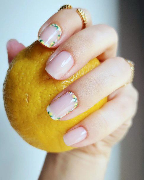 Light Yellow Womens Nails