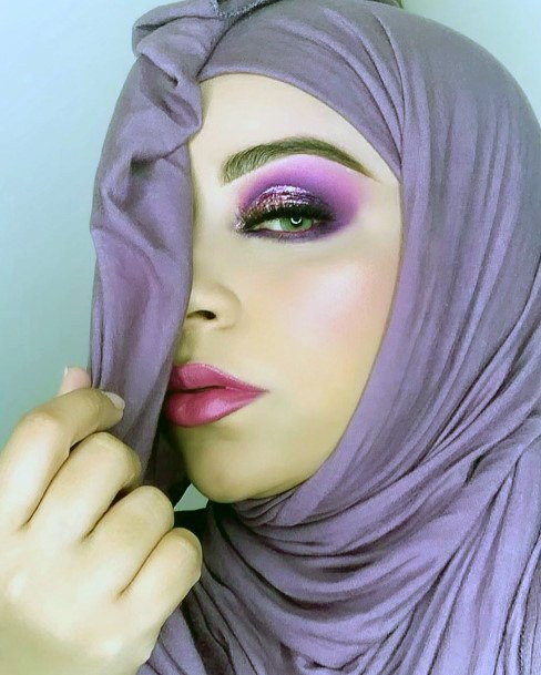 Lilac Flowers Colored Eyeshadow Women