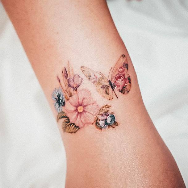 Little Tattoo Design Inspiration For Women