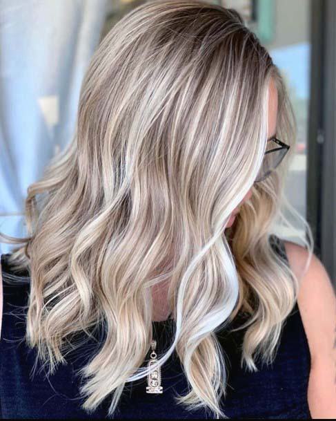Long White Blonde With Dark Roots Summer Easy Look With Wavy Style