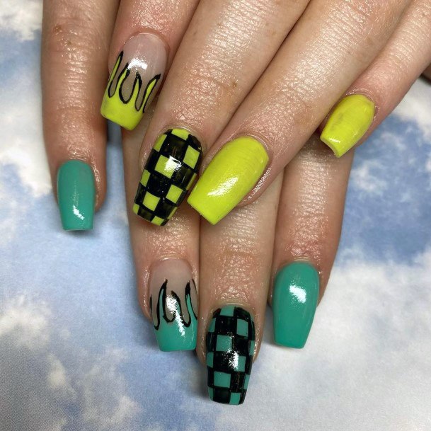 Loud And Bright Checkerd Lime Nails Women