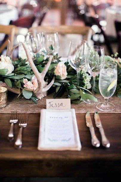 Lovely Antler Greenery Lush White Roses Centerpiece For Wedding Table Decoration Ideas