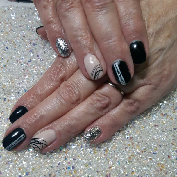 Lovely Black And Silver Short Nails Women