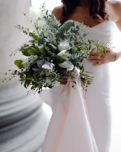 Lovely Greenery Leaves Cute White Wedding Bouquet Ideas