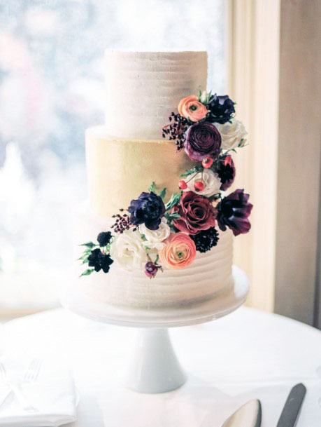 Lovely November Wedding Flowers On Cake