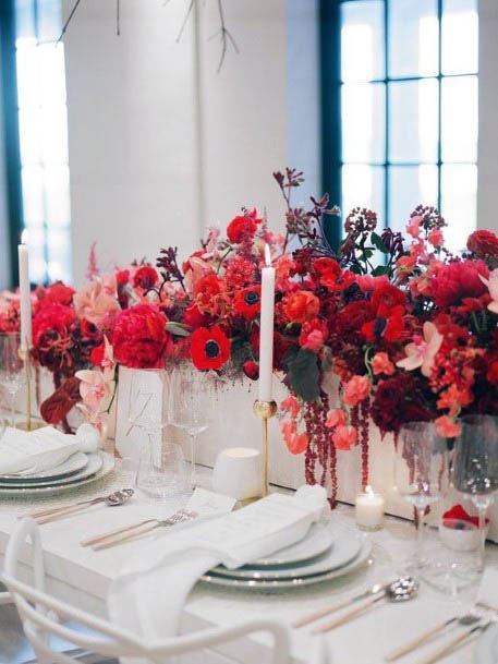 Lovely Red Flowers Wedding Decor