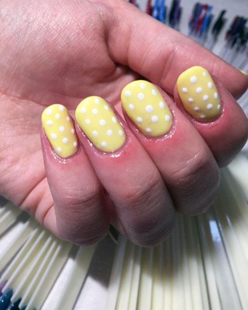 Lovely Warm Yellow White Polka Dot Nail Design For Girls