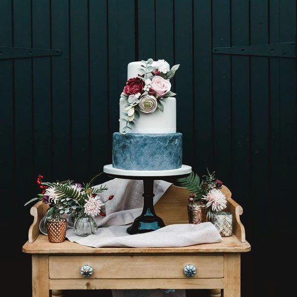 Lovely Wedding Fall Cake For Women