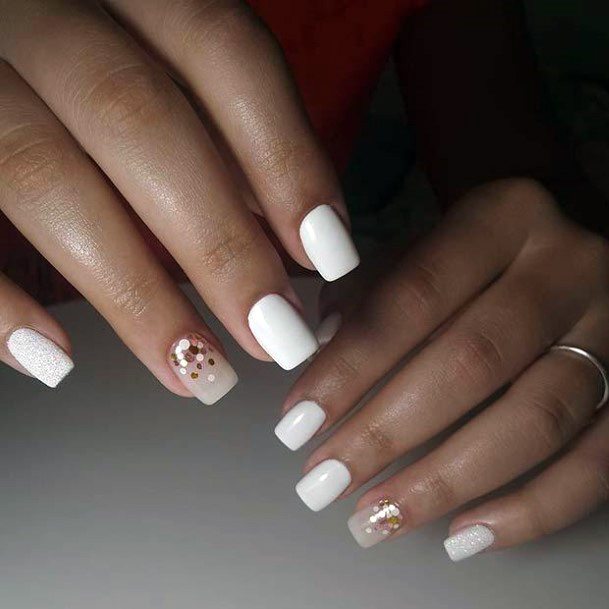 Lovely White Short Nails Women
