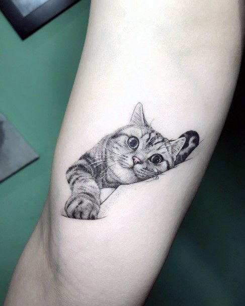Loving Lazy Cat Tattoo For Women