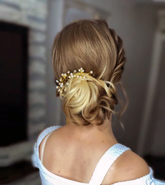 Low Bun Hairstyle For Women Pretty Side Braid Blonde Updo